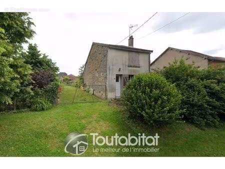 maison 75 m² à ecordal