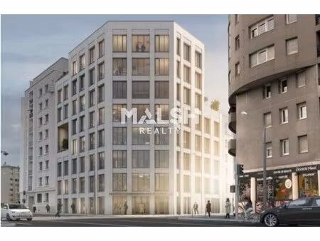 achat local professionnel 1 940m²
