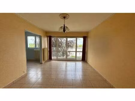 vente appartement 3 pièces à la roche-sur-yon zad - zi nord (85000) : à vendre 3 pièces / 