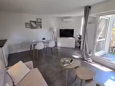 vente appartement 1 pièce 33 m² à les baux-de-provence (13520)  159 000 €