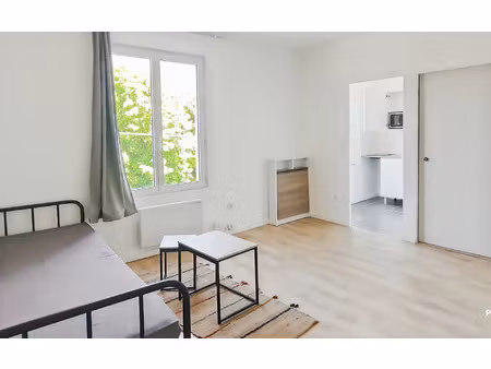 location appartement  m² t-1 à pont-sainte-maxence  590 €