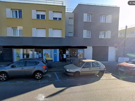 vente commerce la verriere 78320 273m²