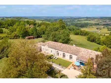 propriété de prestige de 475 m² habitables
