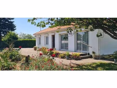 vente maison à machecoul (44270) : à vendre / 96m² machecoul