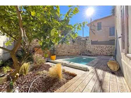 villa toulon quartier claret 6 pièce(s) 108 m2 sur terrain de 221 m2 avec piscine
