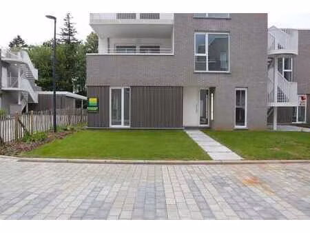 rez-de-chaussée 2 ch.  jardin parking ext. proche de la gare
