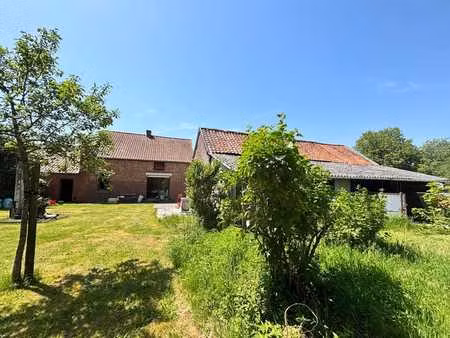 maison en plein cœur de jurbise  sur la route d’ath.