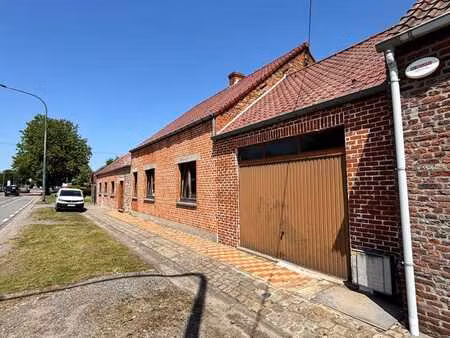 maison en plein cœur de jurbise  sur la route d’ath.