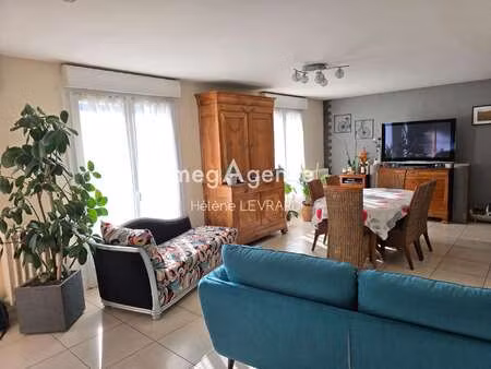vente maison à évron (53600) : à vendre / 115m² évron