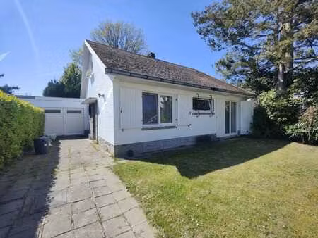 auderghem - maison 3 chambres avec jardin et garage