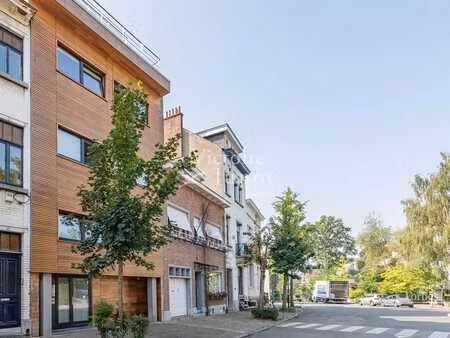 cavell/ superbe appartement 1ch+terrasse sud