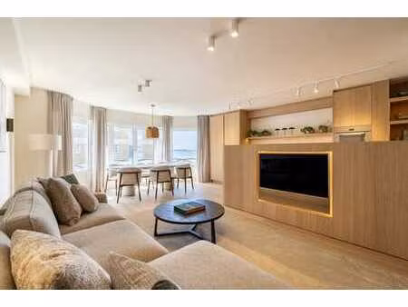 magnifique appartement rénové à knokke
