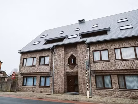 appartement à louer à overpelt € 645 (looo8) - era carl tournier (lommel) | zimmo