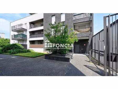 cergy saint christophe f3 avec balcon et parking sous sol a 2 pas de la gare rer a et lign