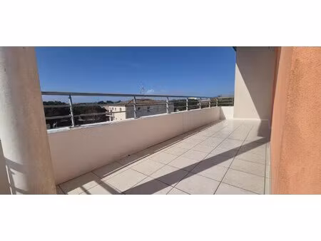 appartement 2 pieces 50m² - garage et parking