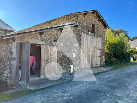 grange la chaize le vicomte 2 pièce(s) 150 m2