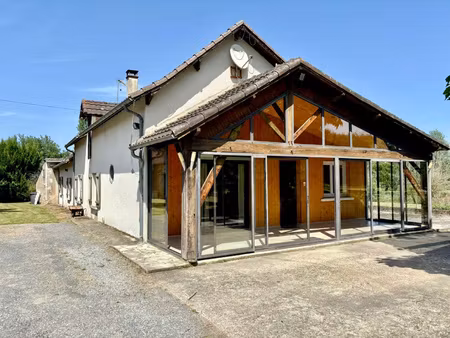 maison de caractère de 177m2 avec grange et fort potentiel