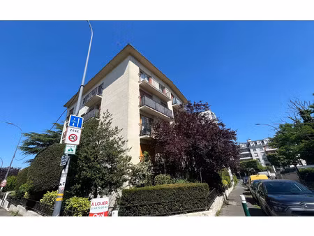 location appartement  27.7 m² t-1 à nogent-sur-marne  850 €