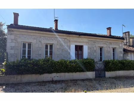 maison illats 118 m² t-4 à vendre  219 000 €
