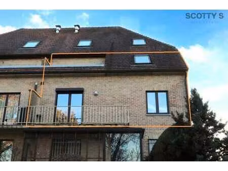 appartement duplex arrière avec deux jolies terrasses