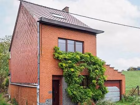maison 4 façades 3 chambres avec garage et jardin!