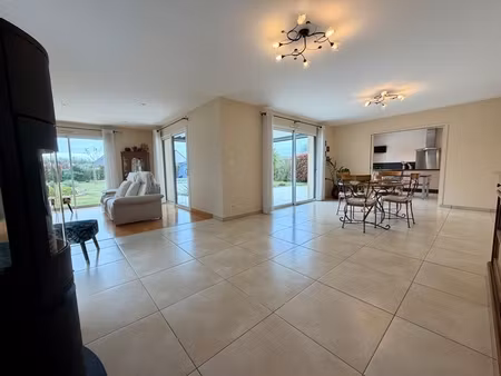 en vente maison 167 m² – 319 500 € |lézigné