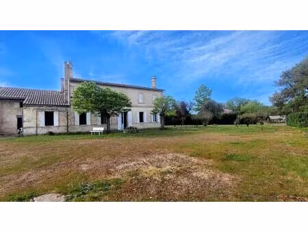 33910 st denis de pile-maison girondine 140m² jardin 1300m²