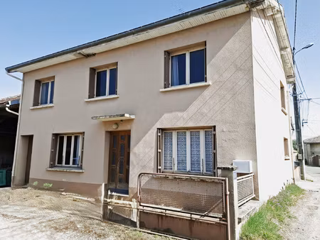 feillens ! tènement à rénover ! 195 000 eur !