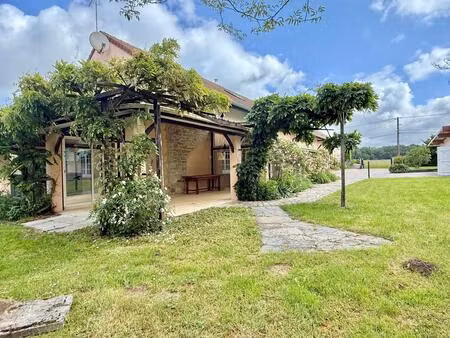 longere de caractere de 500m²   5000m² de terrain