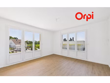 location appartement  m² t-2 à bernay  650 €