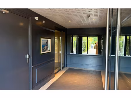 location appartement  m² t-2 à la verpillière  668 €