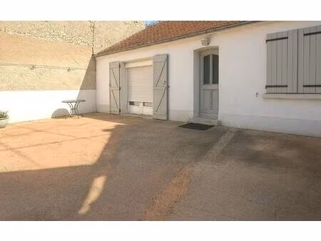 location maison  69 m² t-4 à gien  625 €