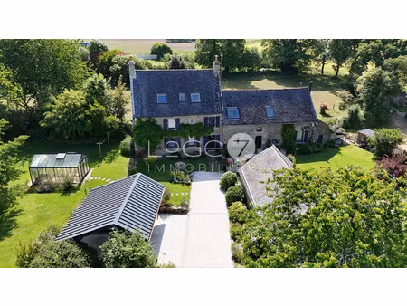 merlevenez longère de caractère xviii rénovée 208 m2 2