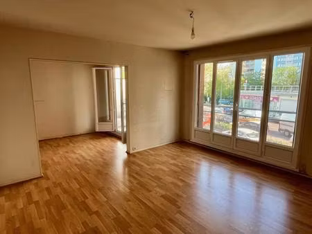 appartement de 4 pièces - meudon la foret