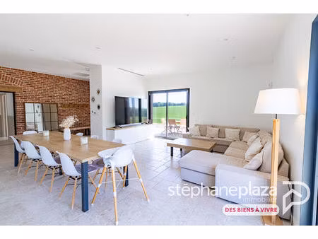 maison plain pied à curtafond 7 pièces 220m² - vue dégagée - classe a