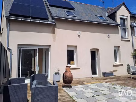 maison à le mesnil-en-vallée (49410)