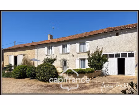 maison en pierre à vendre champigny-en-rochereau (86)  6 pièces  4 chambres  terrain 1 900