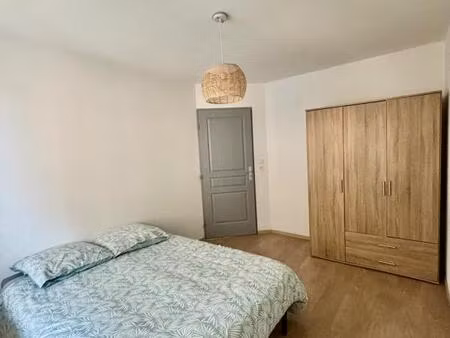 a louer - chambre meublée en colocation - morteau