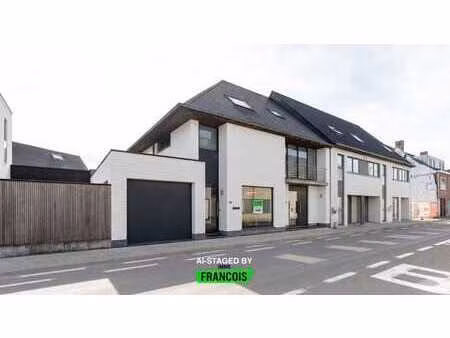 bâtiment de caractère avec fonction résidentielle et profes…