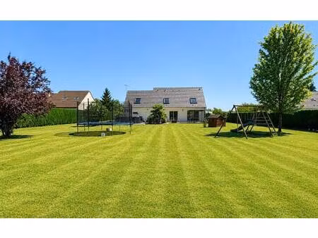 pavillon 4 chambres- double garage - jardin
