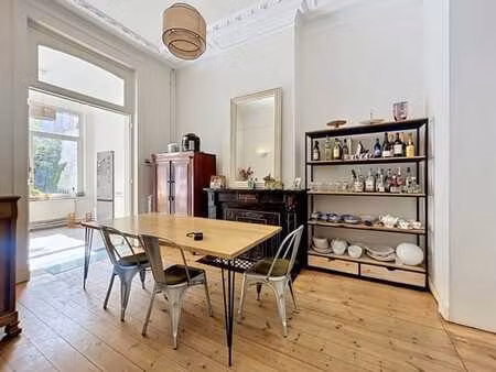 proche quartier eu  maison meublée 4 ch avec jardin