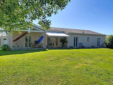 coup de cœur nancras – plain-pied  contemporain avec double garage