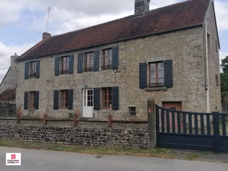 sainte marie la robert (61320) proche carrouges  presbytère 150 m2 environ   7 pièces  5 c