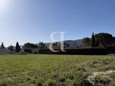 vente terrain 700 m² à ménerbes (84560)  160 000 €