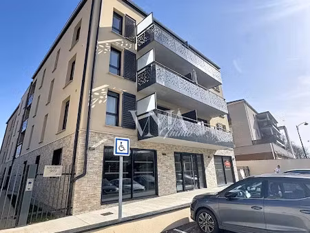 vente locaux professionnels 0 pièces 107 m² à jassans-riottier (01480)  146 000 €