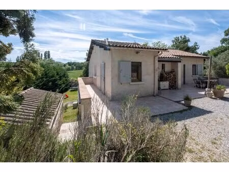 maison t4/5 avec terrain de 5600 m² avec piscine