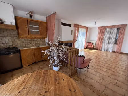 vente appartement sainte marie aux chenes  78m² 3 pièces 104 000€ moselle