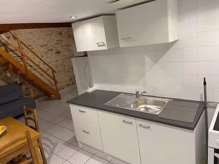 location meublée appartement 2 pièces 45 m² à bagnols-sur-ceze (30200)  530 €