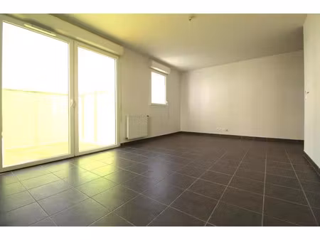 location appartement 1 pièce 36 m² à blagnac (31700)