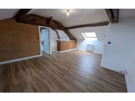 location appartement  m² t-1 à coulommiers  500 €